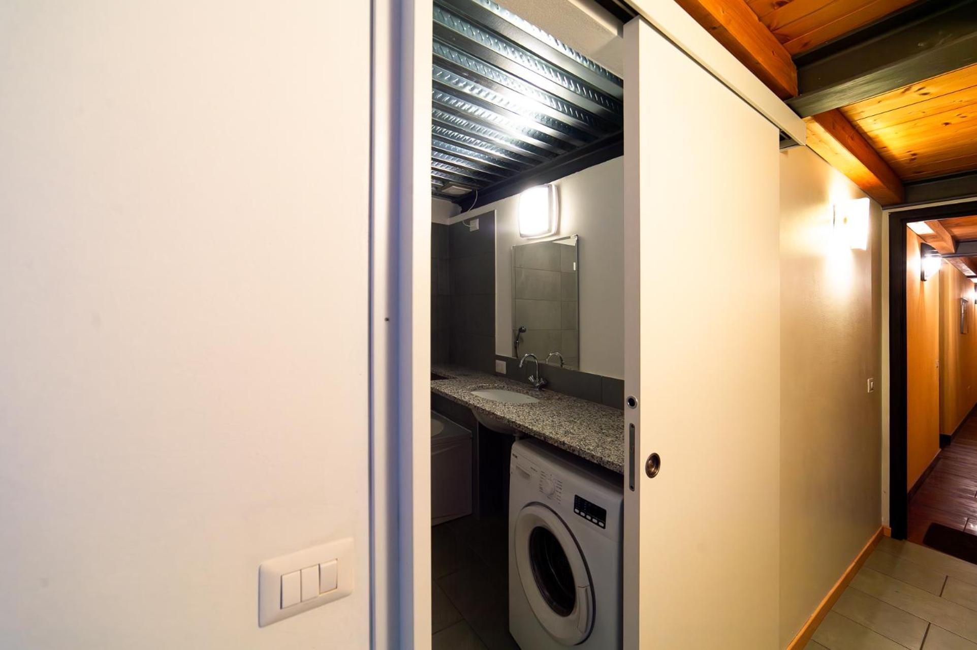 Hbhall Residenze Darsena Milano Eksteriør billede